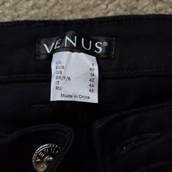 Pants - Picture 4 of 6